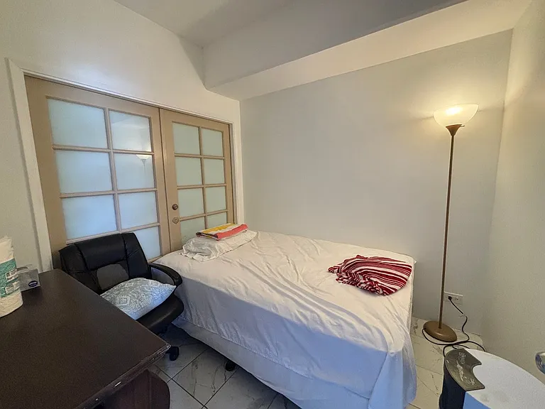 931 University Ave #309 — Photo 10