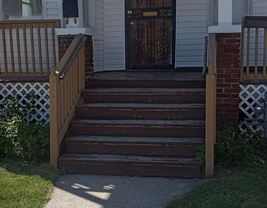 1st image of 12065 Fleming Ave #2