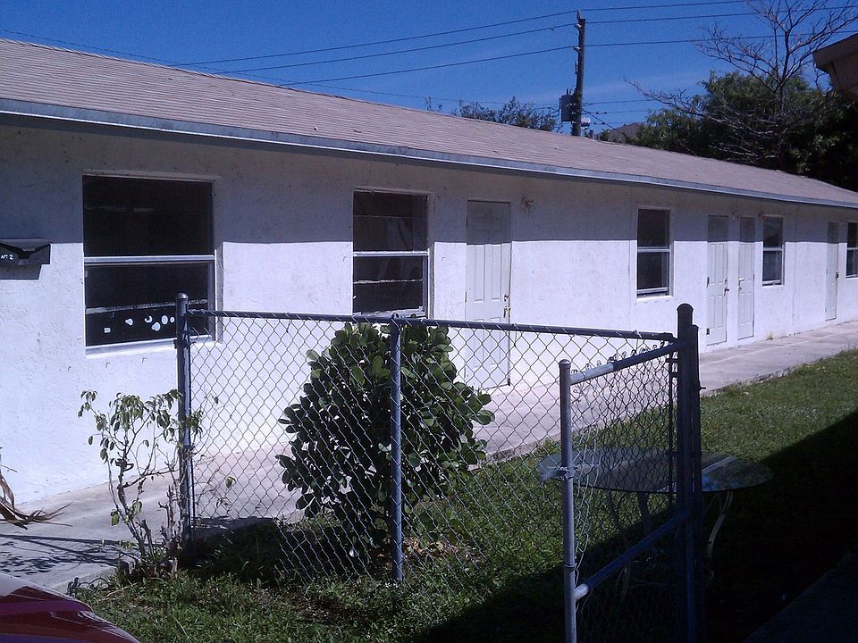 1st image of 1026 NW 8th Ave