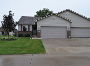 3032 SE Turnberry Dr, Ankeny, IA 50021