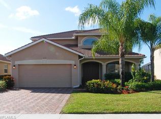 1573 Birdie Dr, Naples, FL 34120