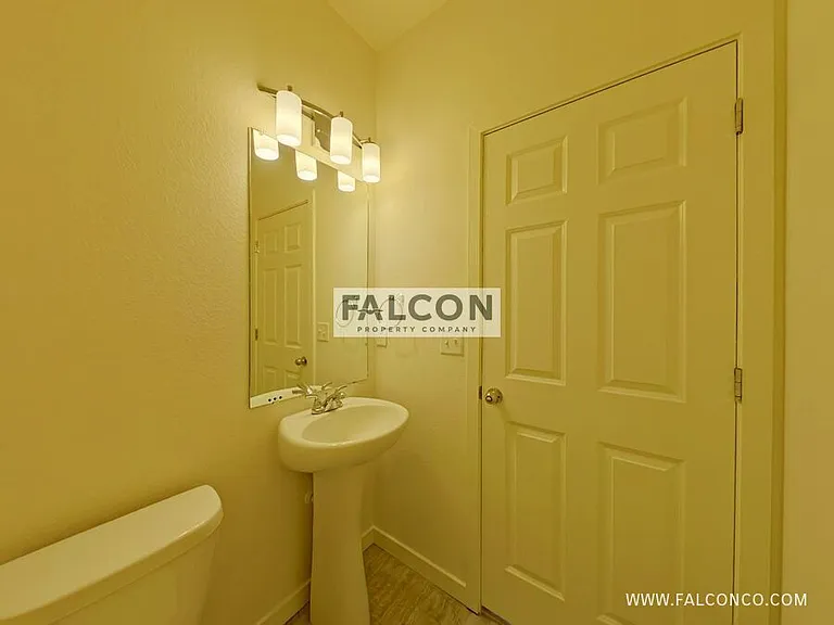 9393 Cashel Trl — Photo 7