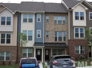 517 Portstewart Dr, Cary, NC 27519