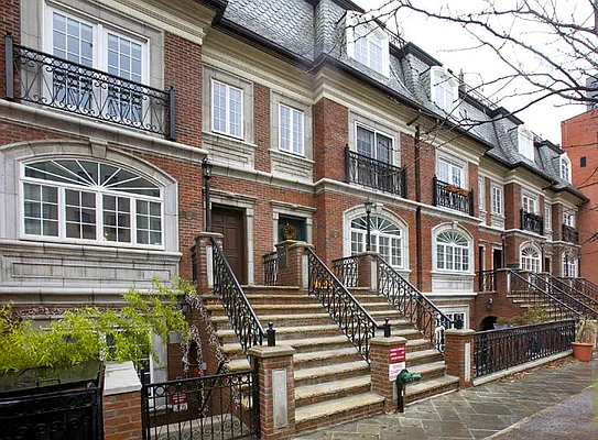 Sold by Corcoran | media 22