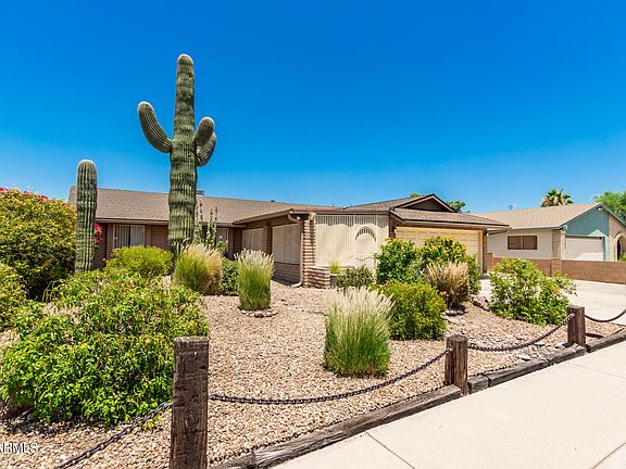 2nd image of 6320 W SUNNYSLOPE Lane