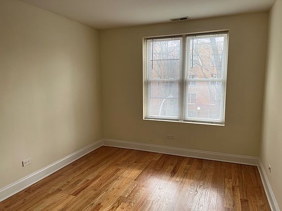 5th image of 5318 N Francisco Ave APT 2N