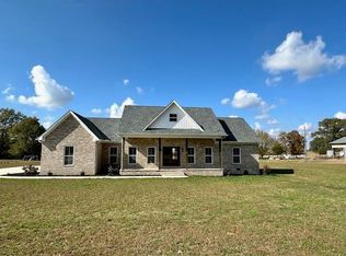 20 Twin Fork Ln, Savannah, TN 38372