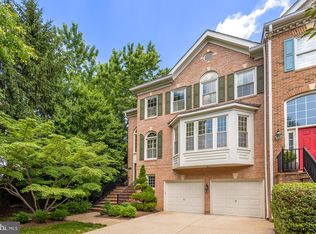 10109 Baldwin Ct, Bethesda, MD 20817