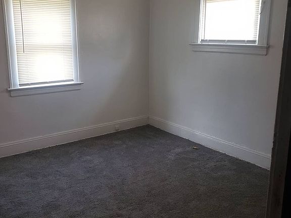 5th image of 9917 Mount Auburn Ave #Up
