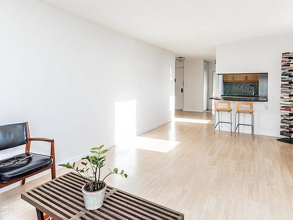 5th image of 11818 Union Tpke APT 21G