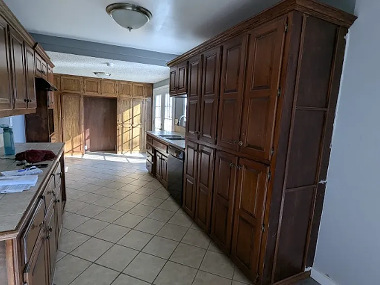 612 S Florida Ave — Photo 5
