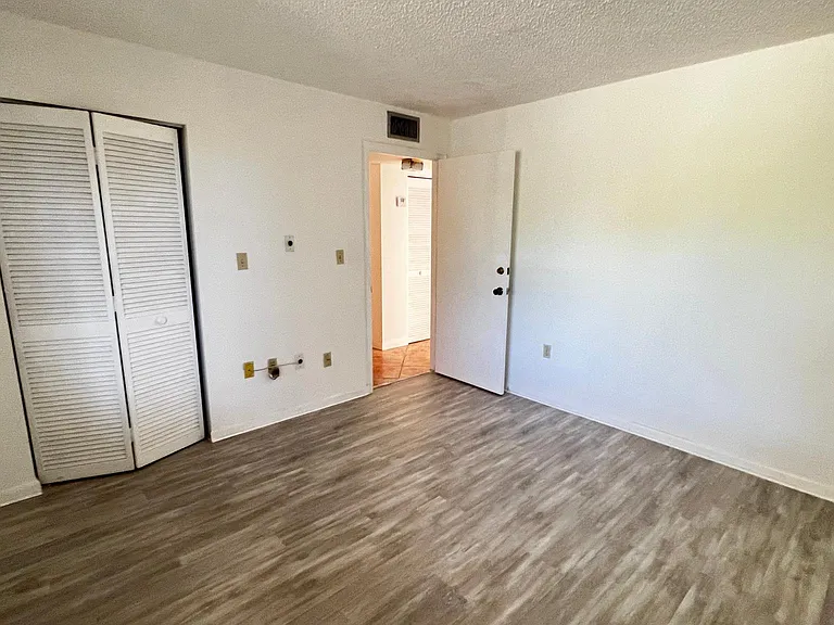 730 Coral Way #101 — Photo 22