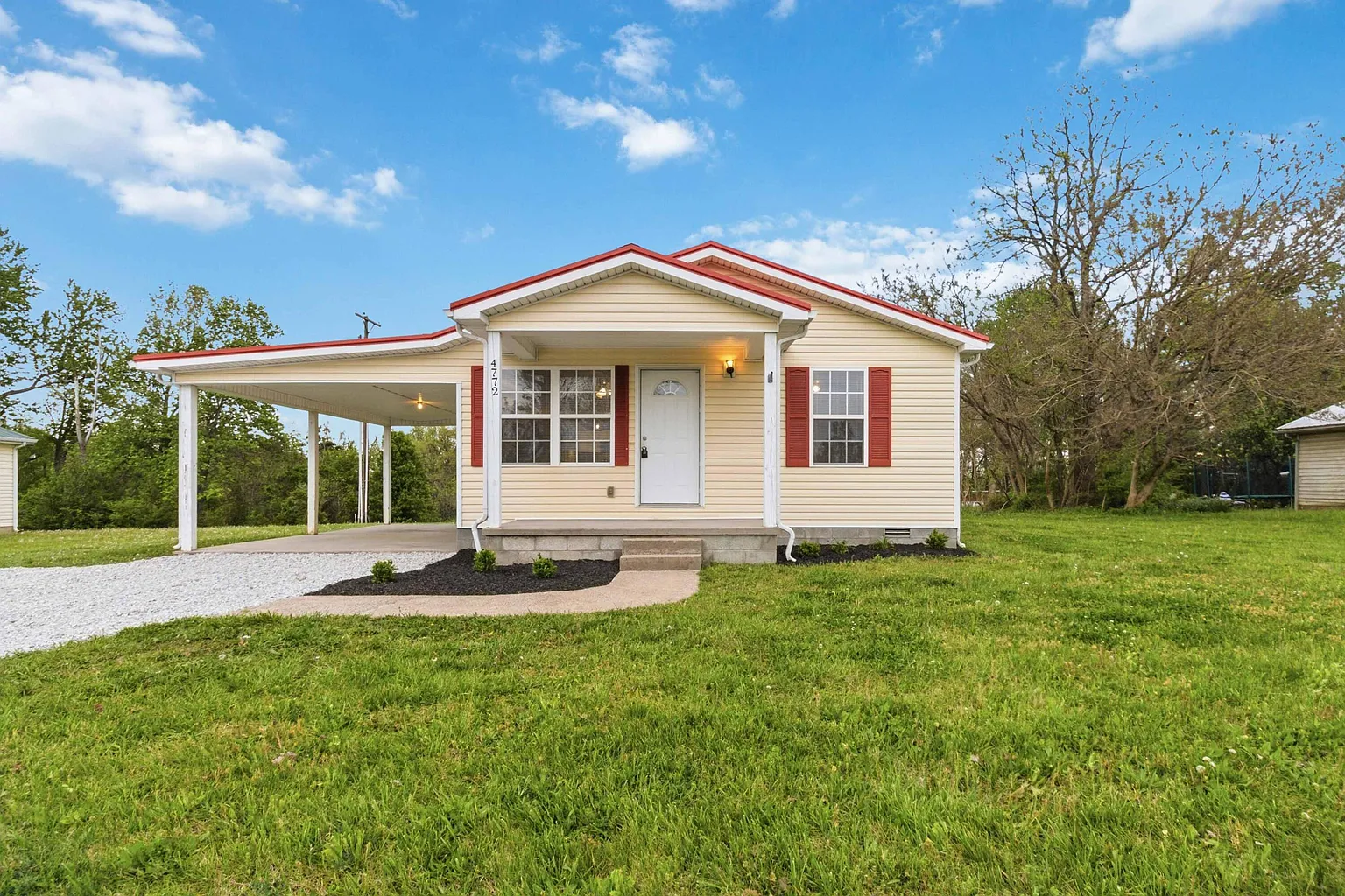 4772 Highway 1247 photo 1