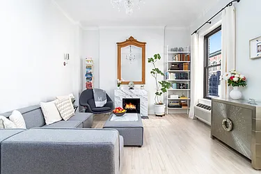 55 East 65th Street, #7A