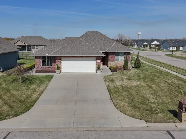 5122 N Brookstone St, Wichita, KS 67226