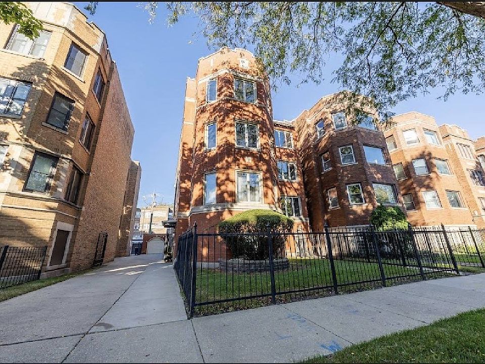 1st image of 6846 S Paxton Ave APT 2