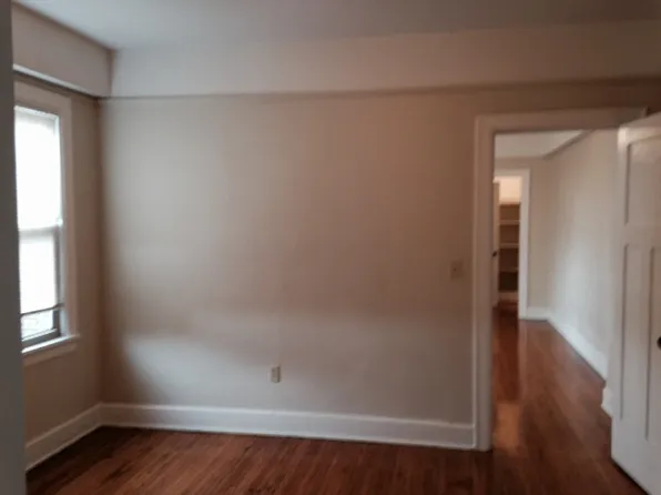 1130 Parkerapartment, Detroit, MI