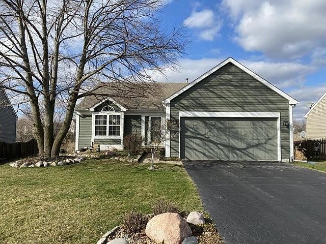 1st image of 124 W Karen Ln