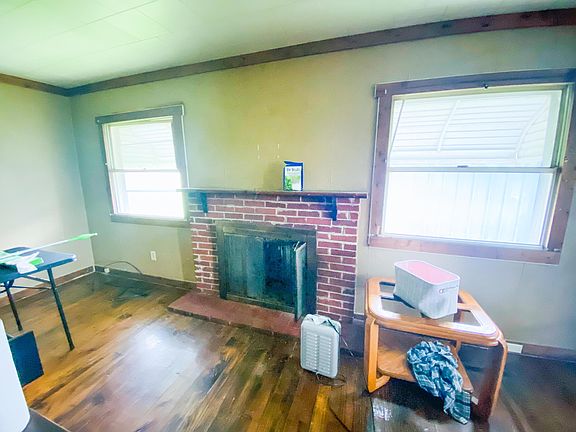 5th image of 5678 South St SE
