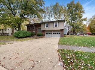 7660 Concord Ln, Fishers, IN 46038