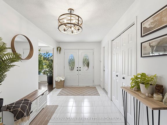 3rd image of 8009 Preakness St