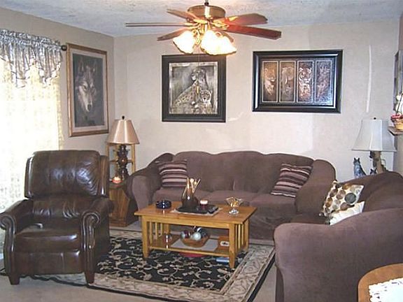 3rd image of 3105 Leanne Ln