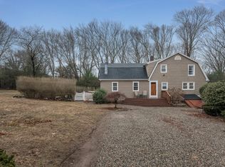 299 Essex Rd, Old Saybrook, CT 06475
