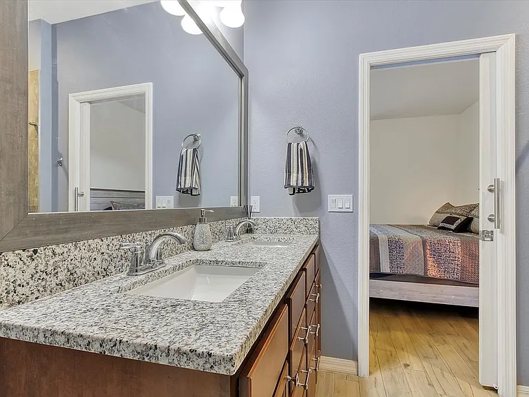 5611 Barletta Dr — Photo 23