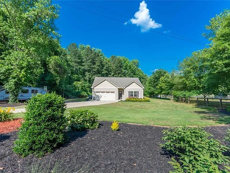 2660 Dr Bramblett Rd — Photo 1