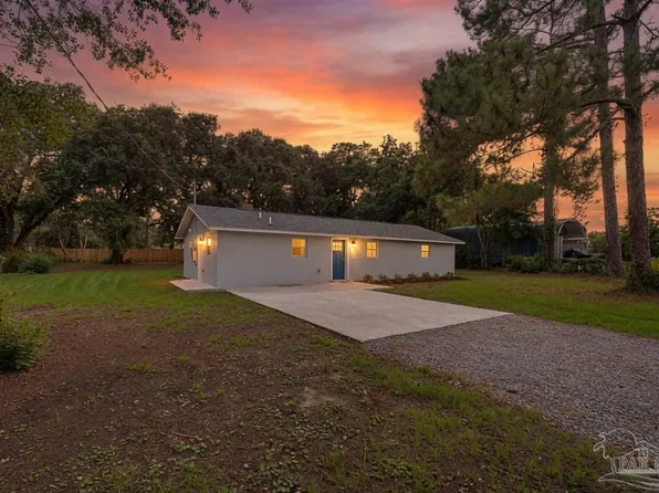 7265 Lockhart St, Pensacola, FL 32526