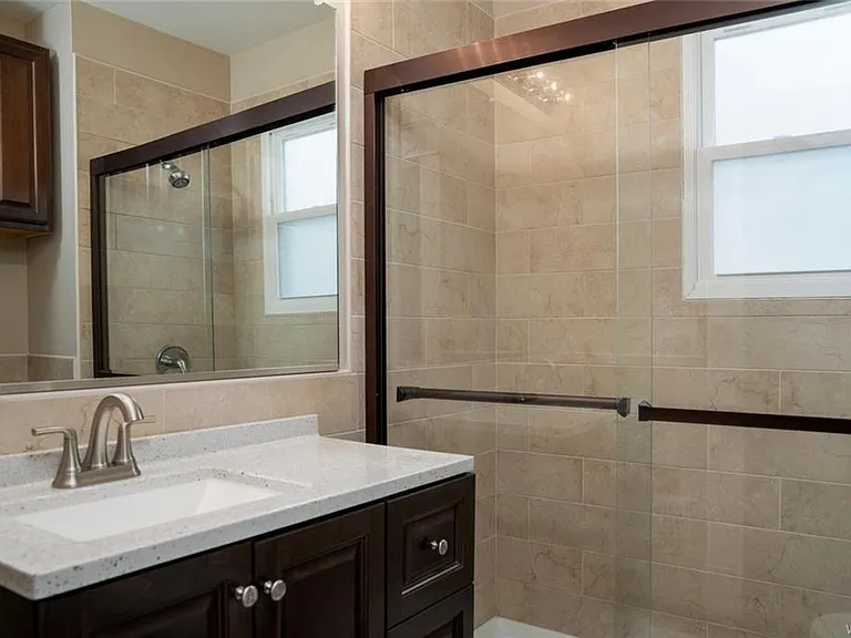 332 Commonwealth Ave — Photo 12