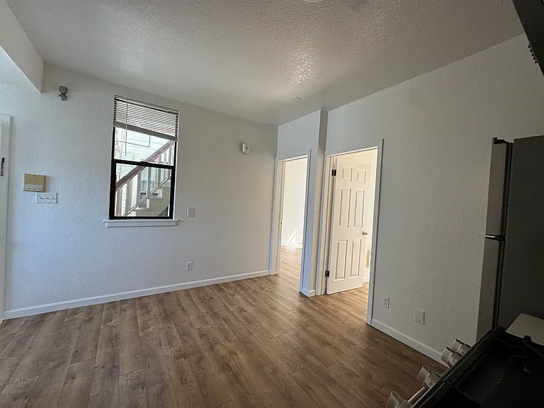 3 Sonoma St #6 — Photo 5