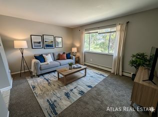 318 Bonnie Ct APT 3, Colorado Springs, CO 80916