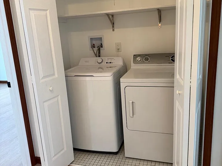 20 Queen Anne Ct — Photo 15