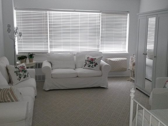 3rd image of 740 E Broadway APT 4P