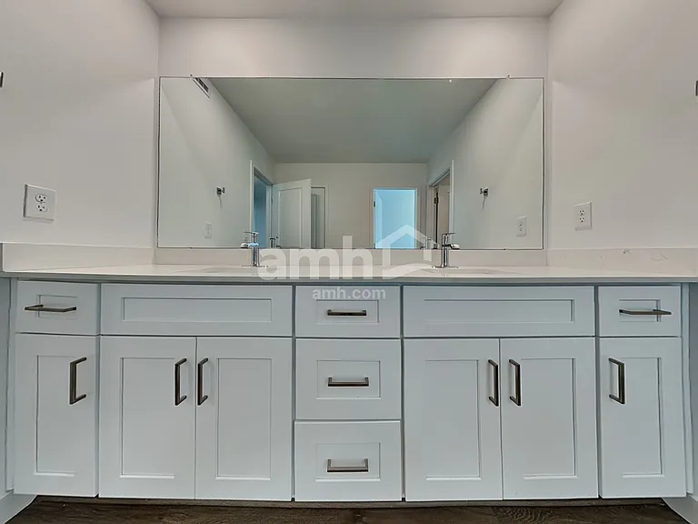 12634 W Flynn Ln — Photo 13