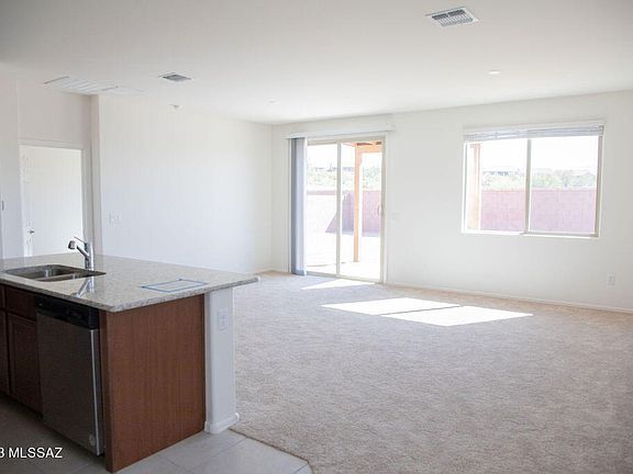 3rd image of 8640 N Calle La Canoa