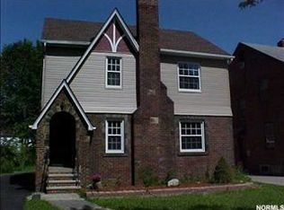 2175 Brockway Rd, University Heights, OH 44118