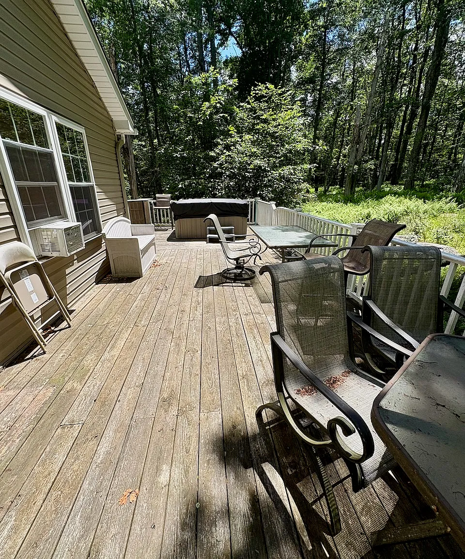 5 bed, 3000 sqft, $3,100 — Photo 4