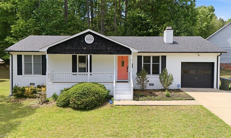 1st image of 638 Woodland Cir