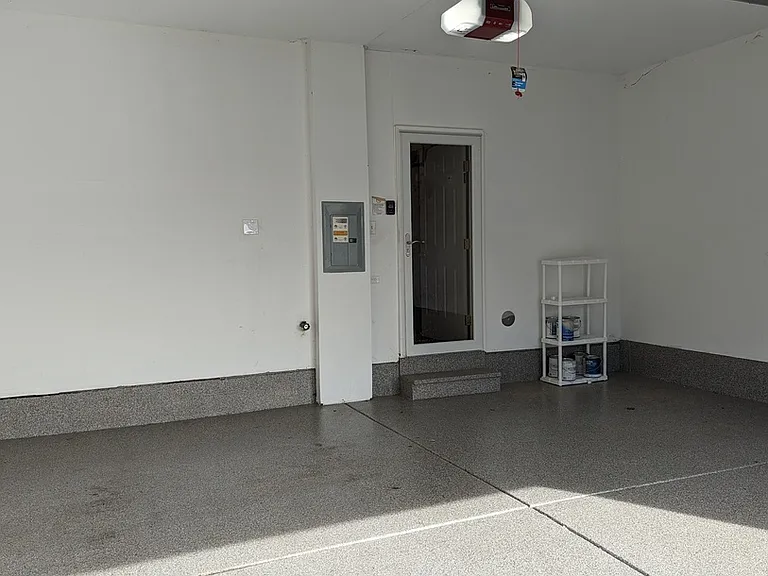 2257 Georgetown Cir — Photo 17