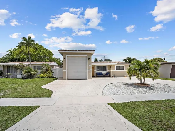 3209 Roosevelt St, Hollywood, FL 33021