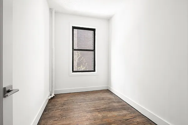 Rented by Compass | media 36