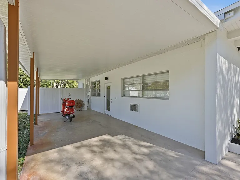 1147 Shady Rest Ln — Photo 24