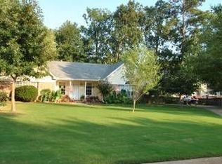 1000 Silktree Dr, Bryant, AR 72022