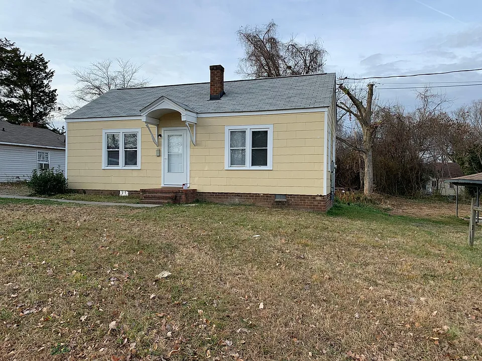 3401 Calumet Pl