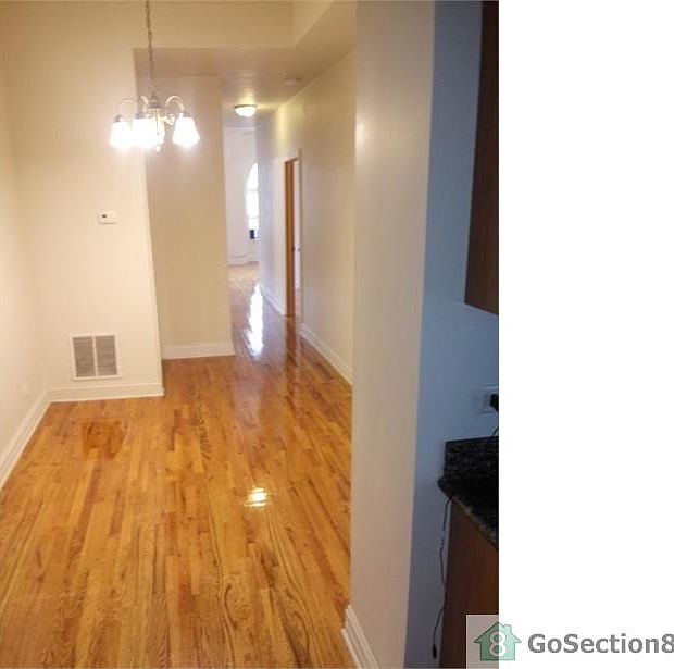 2nd image of 3910 W Ferdinand St
