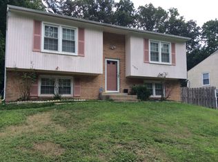 7304 Leyte Dr, Oxon Hill, MD 20745