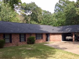 947 Hunterwood Dr, Jasper, TX 75951