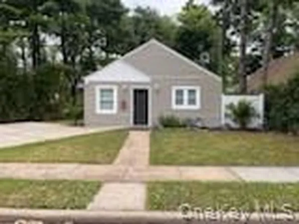 44 Commander Avenue, Hempstead, NY 11550
